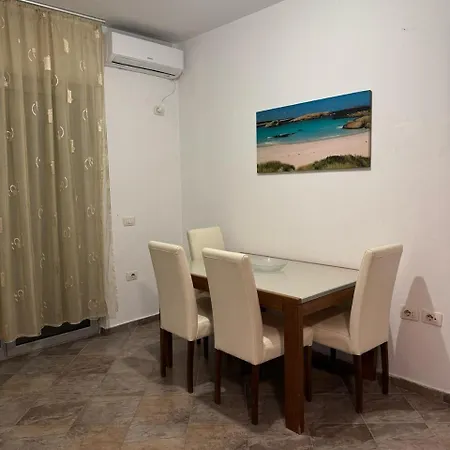 Centre Lions Gate 8 Appartement *